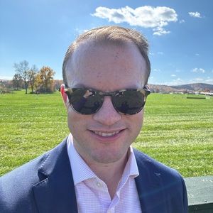 Meet your Posher, Mark